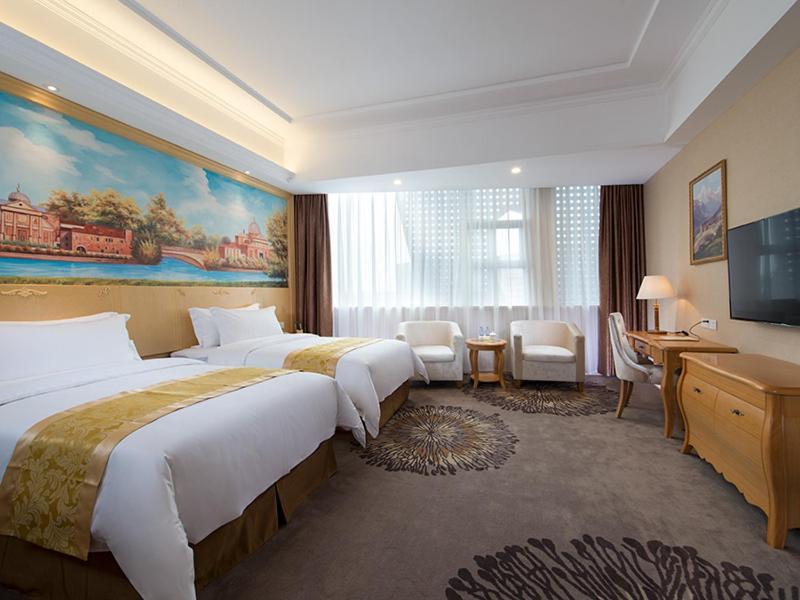 Vienna Hotel Guangzhou Baiyun Airport מראה חיצוני תמונה