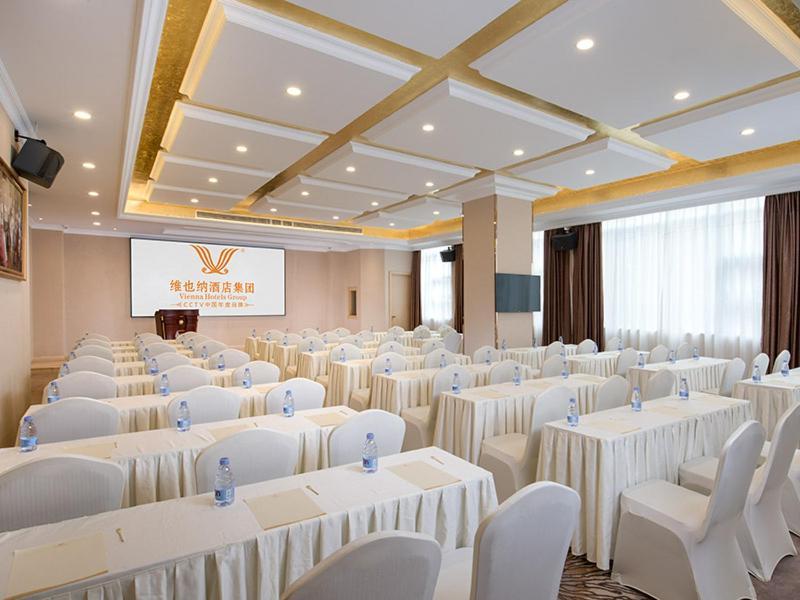 Vienna Hotel Guangzhou Baiyun Airport מראה חיצוני תמונה