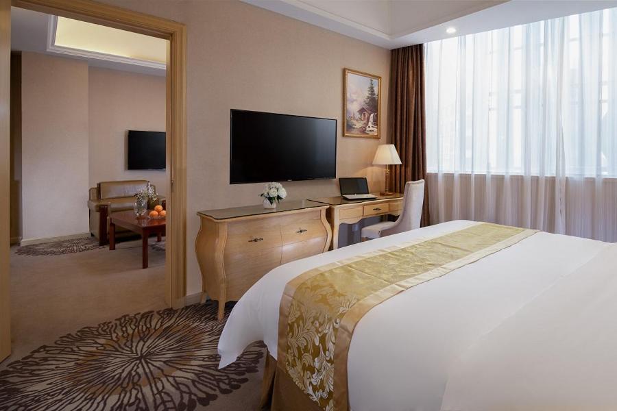 Vienna Hotel Guangzhou Baiyun Airport מראה חיצוני תמונה